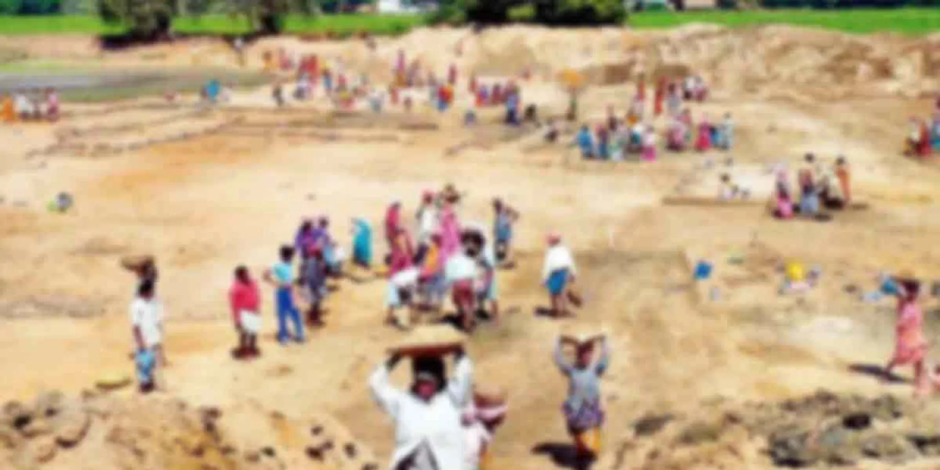 Financial fraud in the name of  100 day program ... Villages accused!