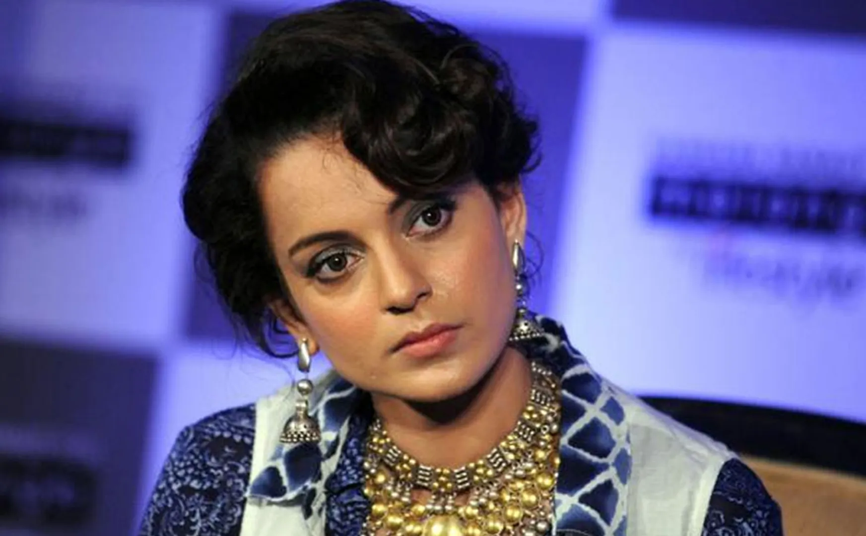 'I don't know who is pressured Amitabh Bachchan' - Kangana Ranaut 