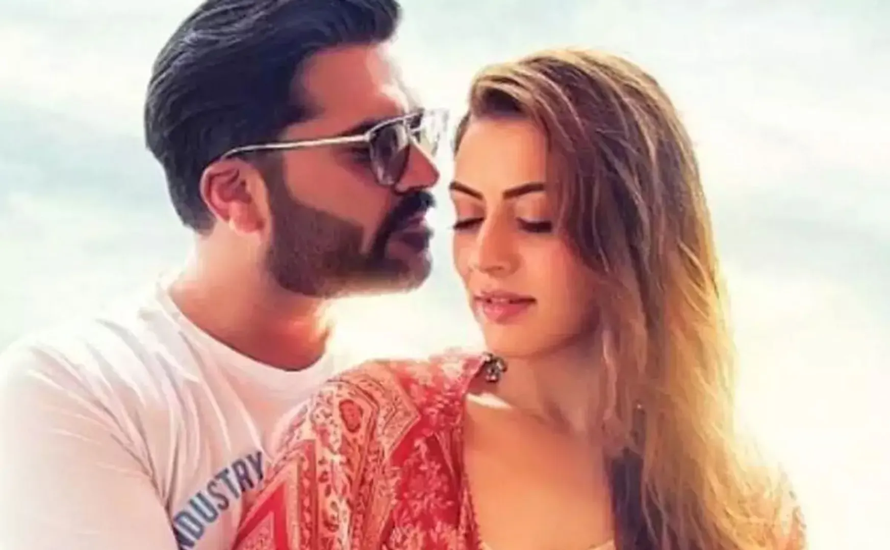 Simbu, Hansika movie release date announcement