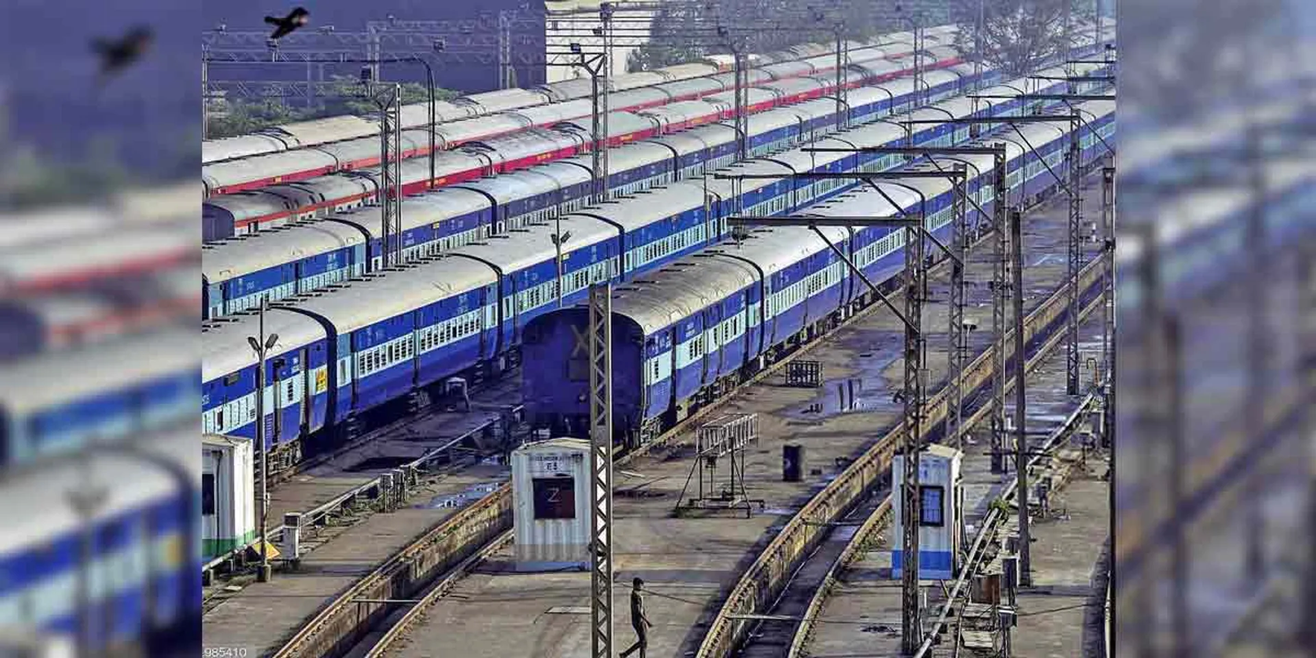 Compulsory retirement of 19 senior officers ... Shock in the railway sector