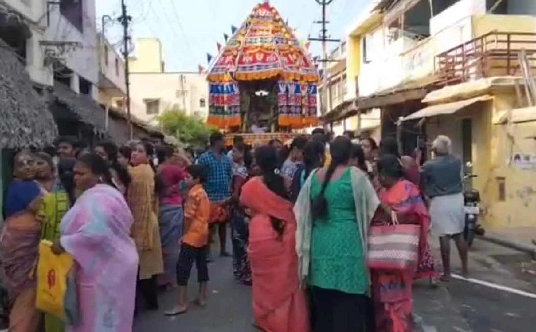 Karur Mariamman Temple Plastering Ceremony!