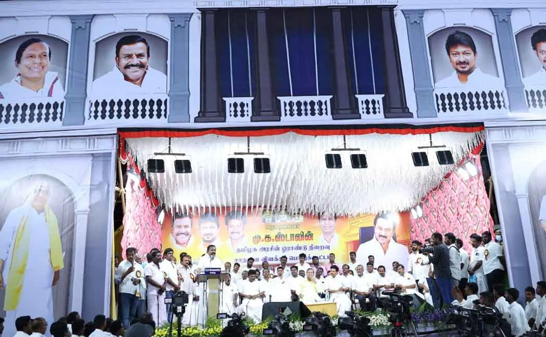 DMK Meeting ministers nehru and anbil mahesh participated 