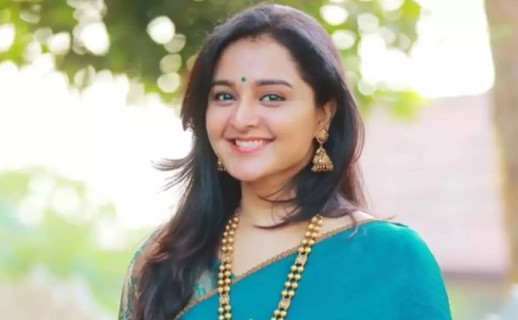 Manju Warrier is making her debut as a singer in Tamil