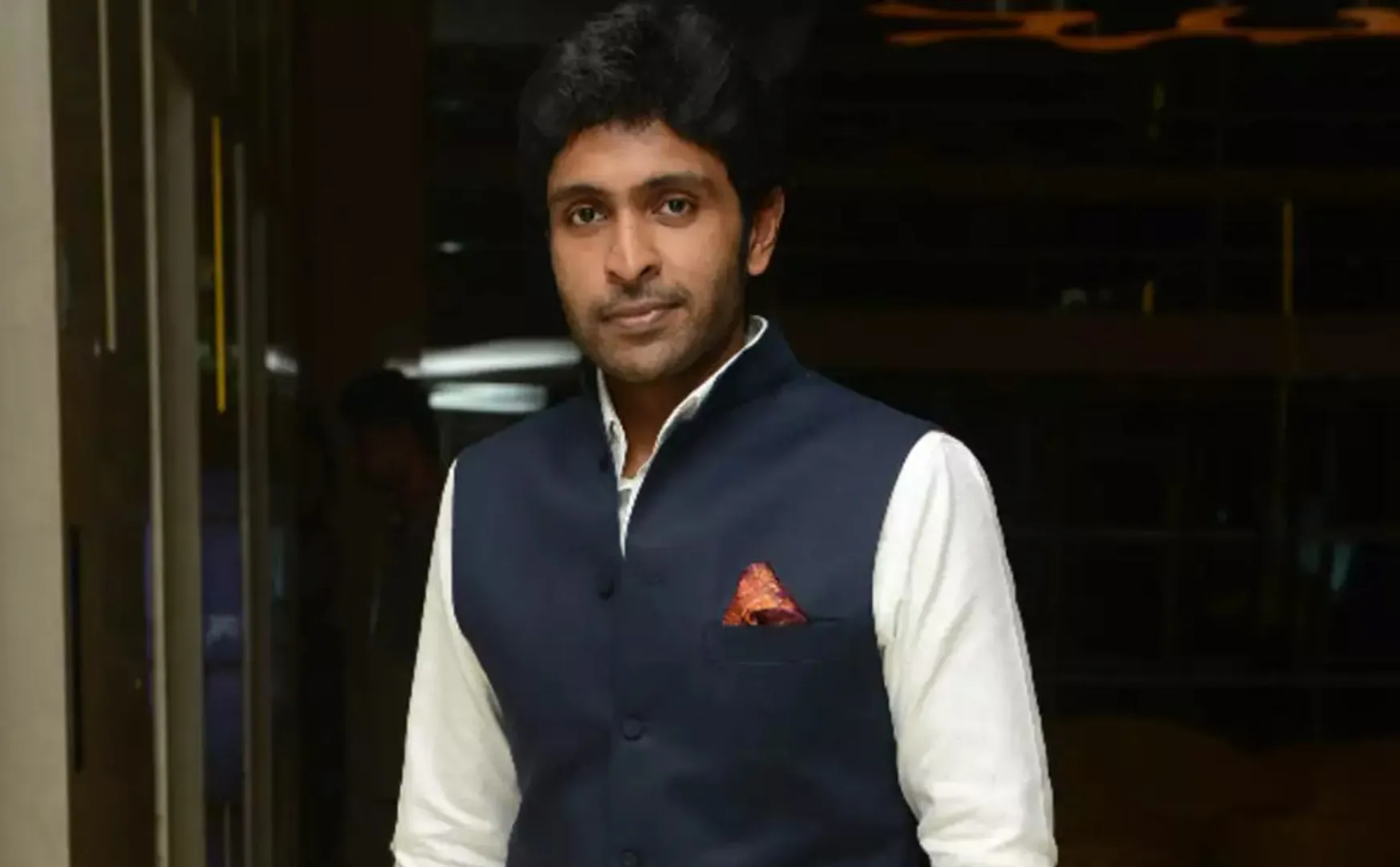 Newcomer to cinema from Shivaji's house following Vikram Prabhu