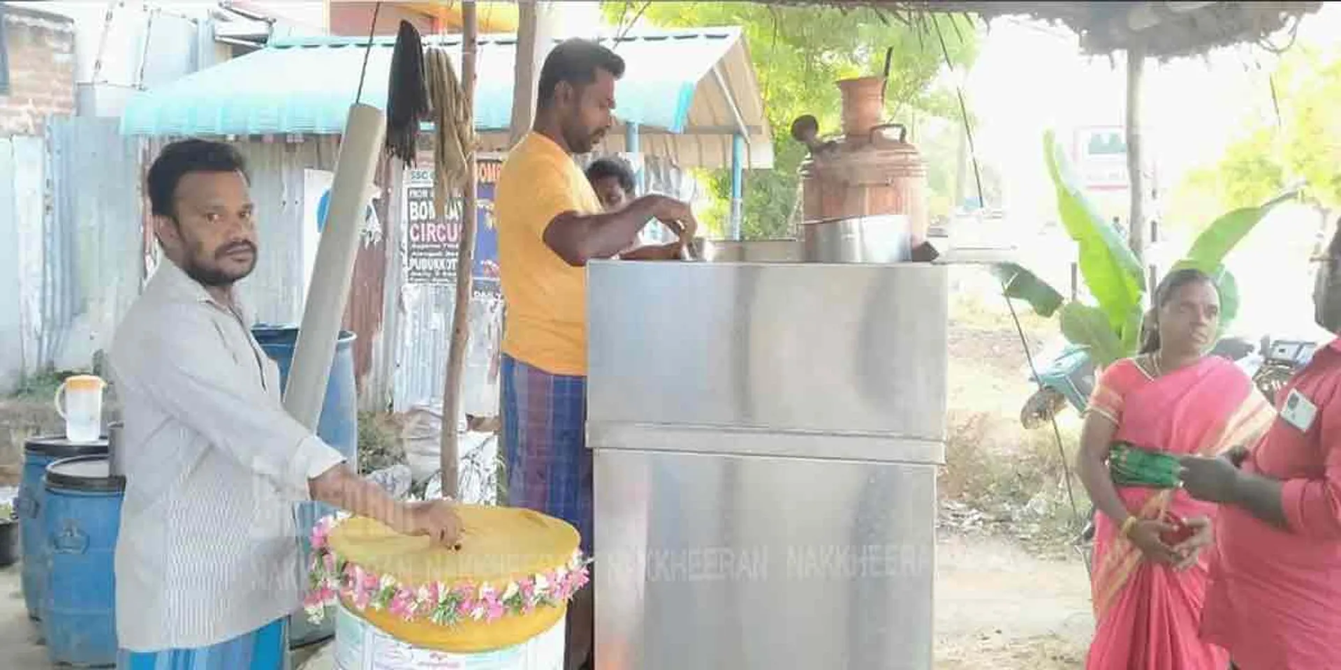  A tea shop owner who hosted a tea party to help Sri Lanka