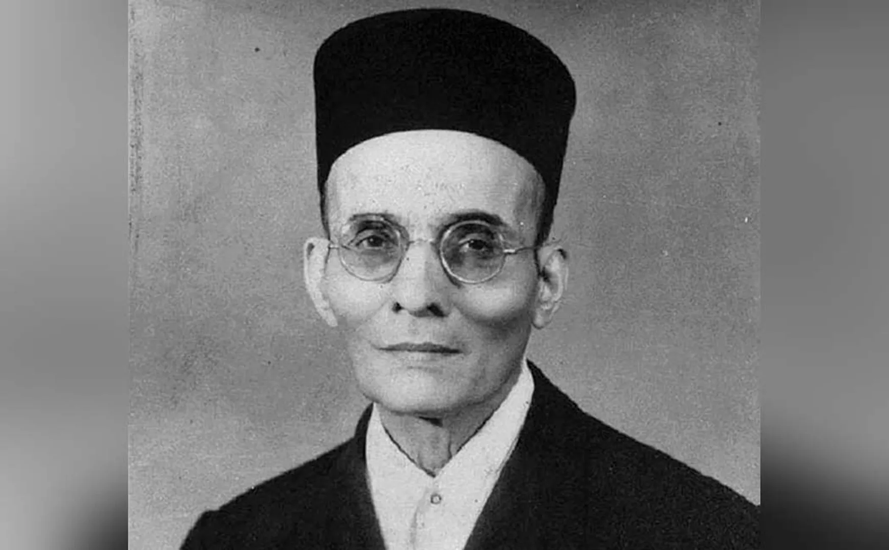 savarkar biopics first look poster released