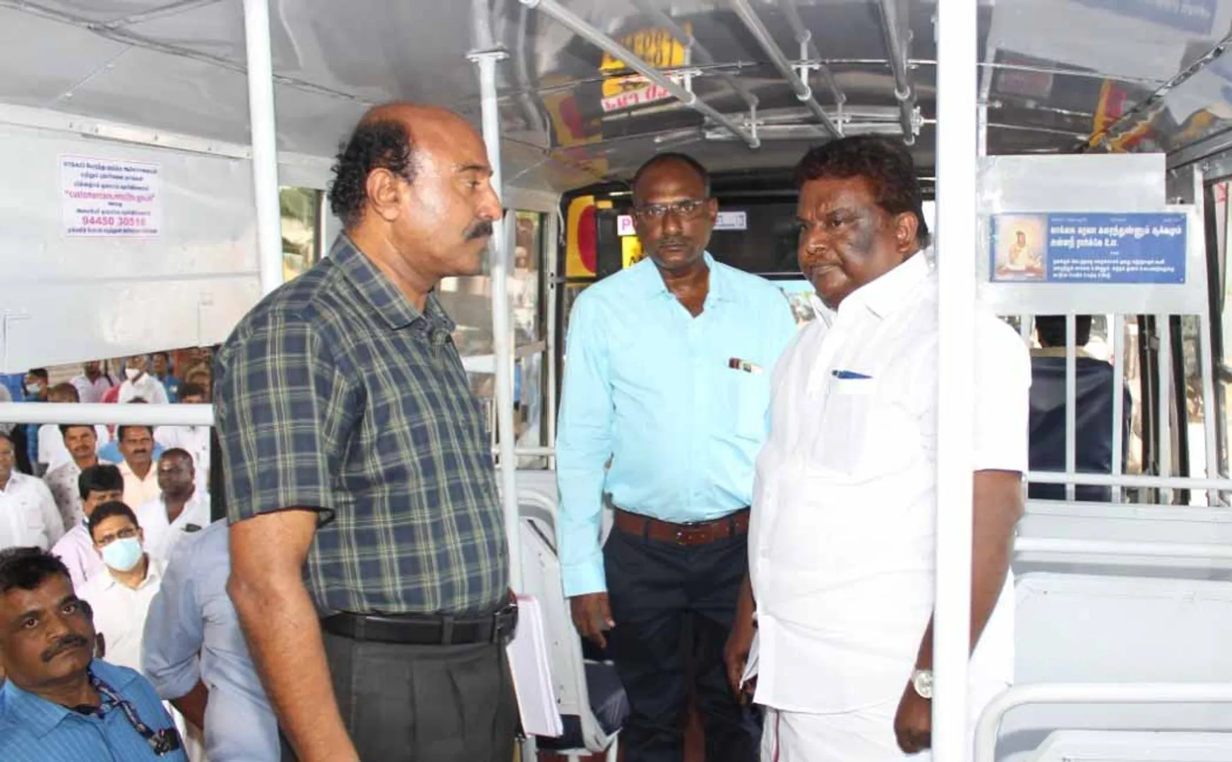 Minister discusses with employees who have taken more days off! Minister discusses with employees who have taken leave!