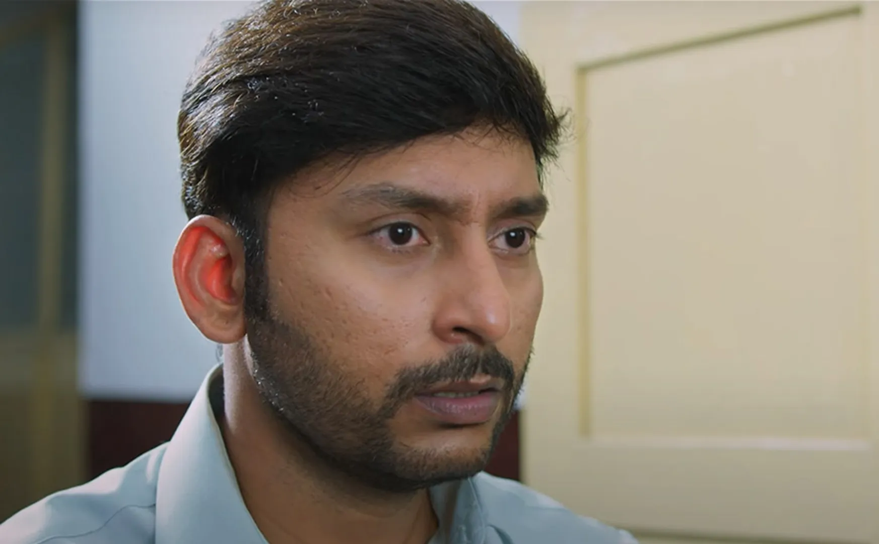 Rj balaji in ' Veetla Vishesham' daddy song video released