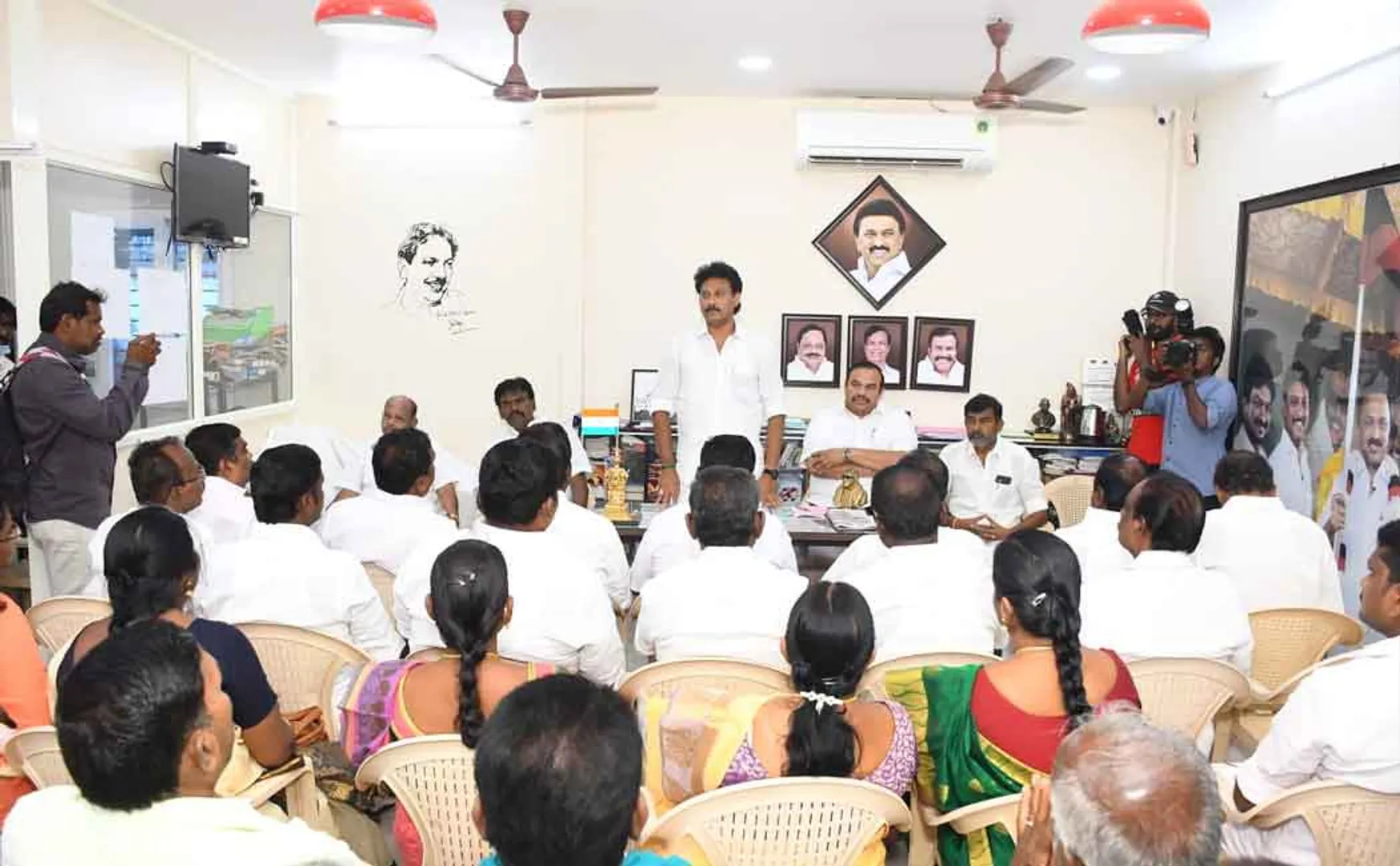 Mahesh decides to make Udayanidhi a minister!
