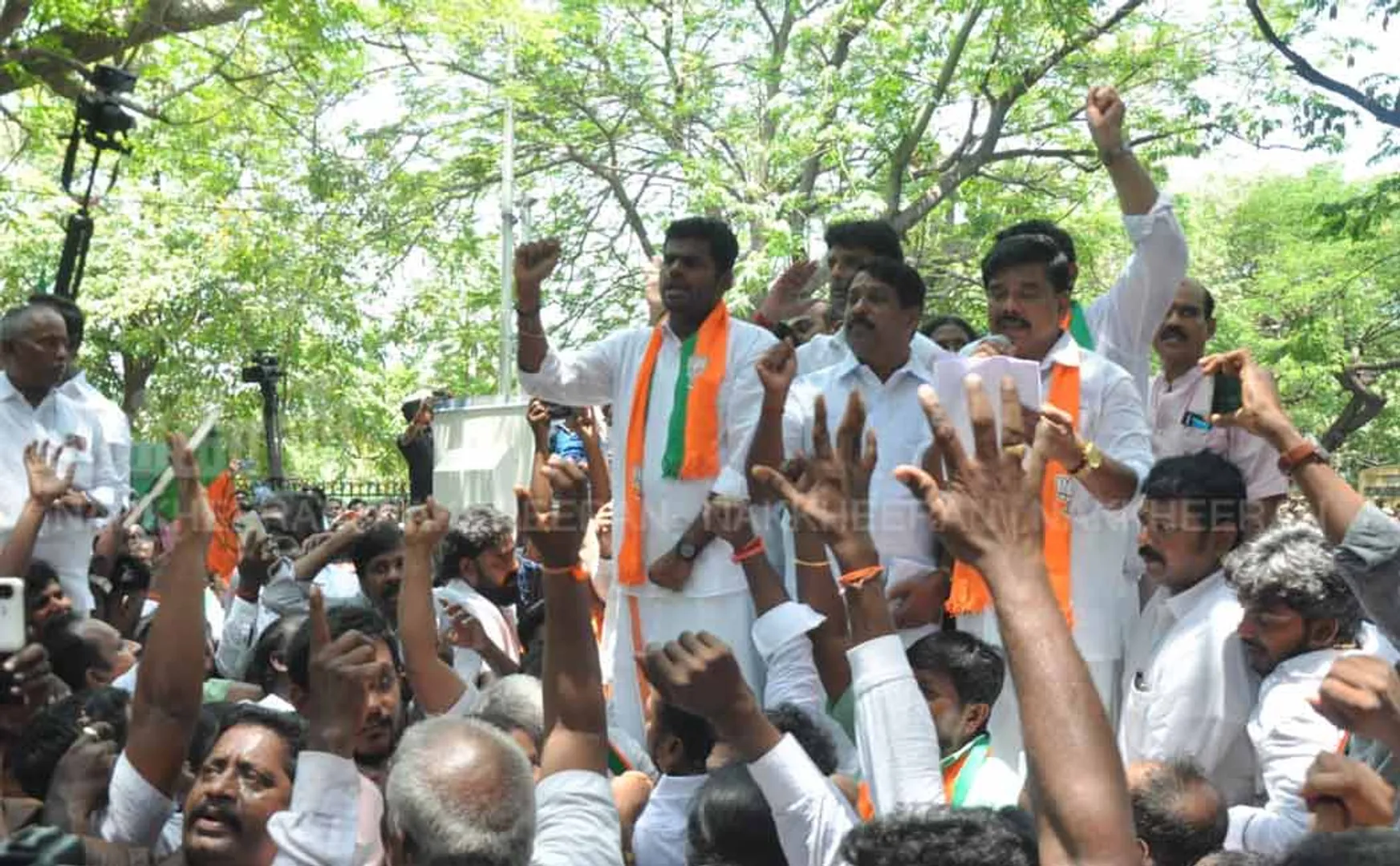 Siege march towards the fort led by Annamalai