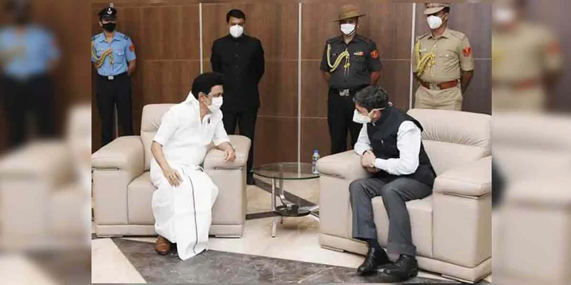  Tamil Nadu Chief Minister meets Governor!