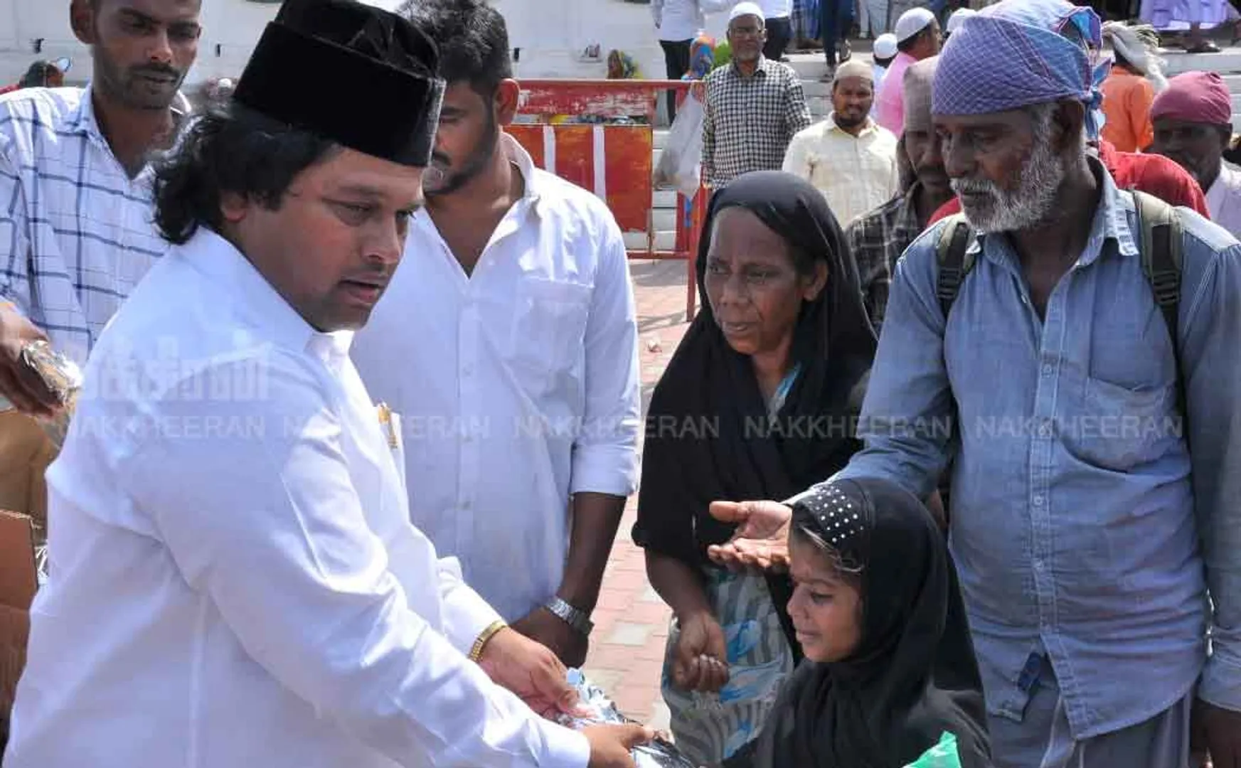 JM Basheer provide food for kalaignar birthday 