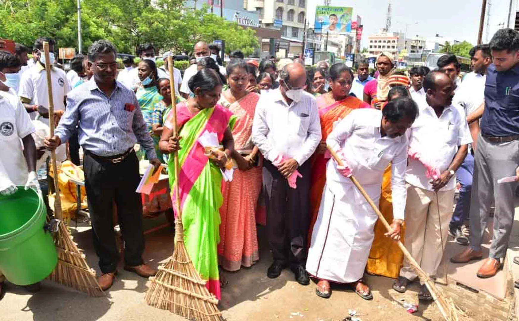 People's Movement for Cleanliness Consultative Meeting chaired by the Collector!