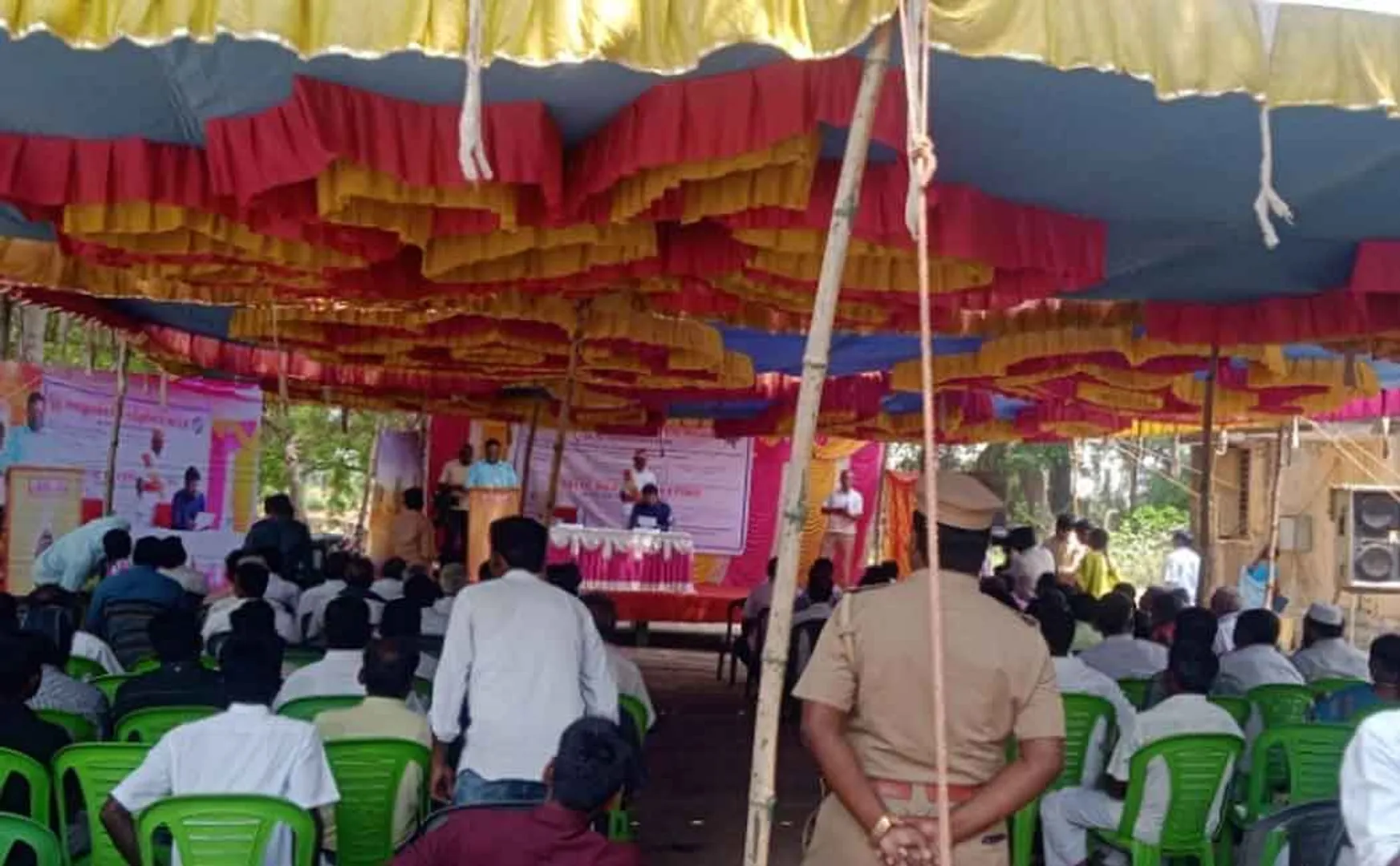 People says  NO set up sand quarry 