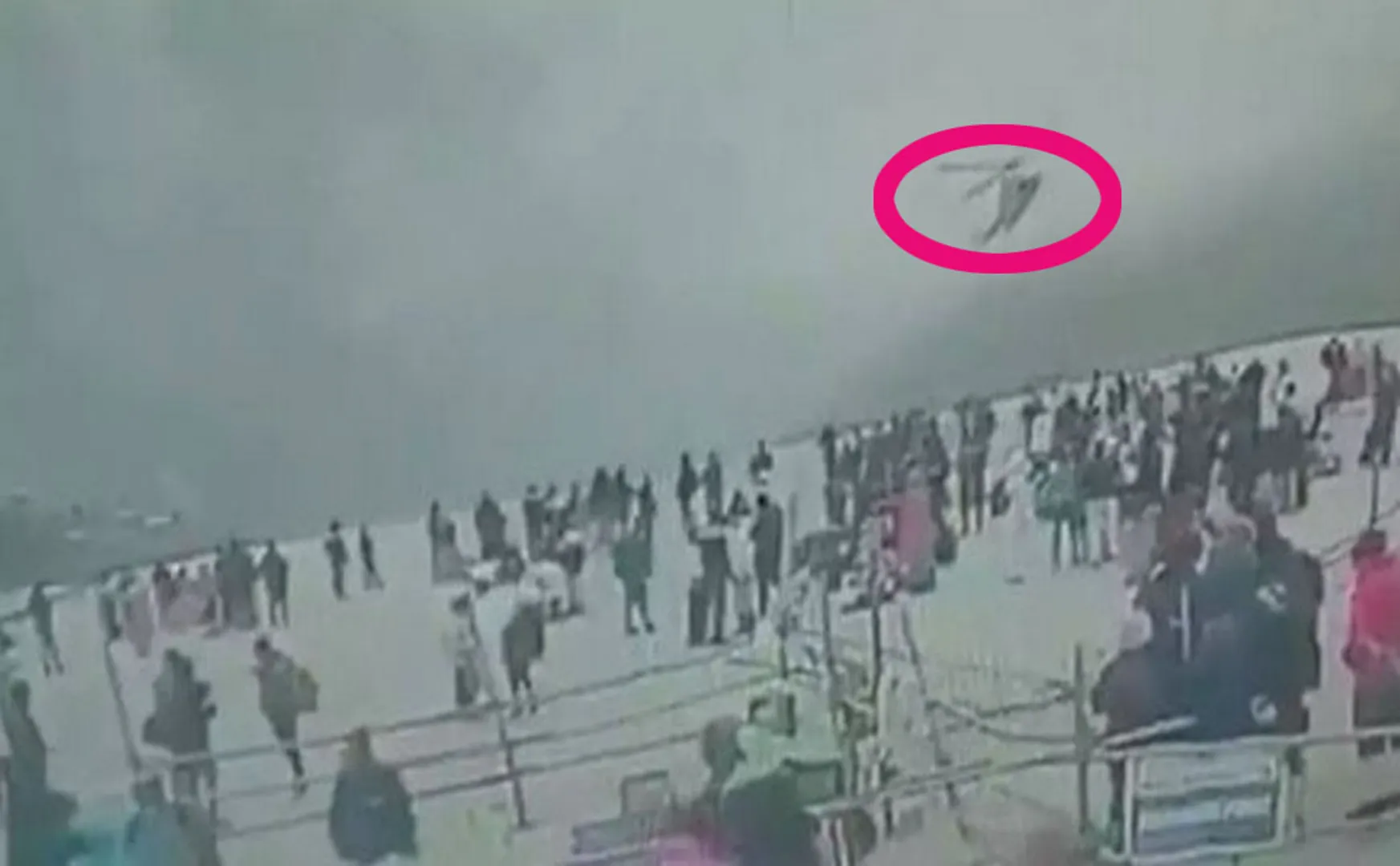 Disaster while landing the helicopter .... Released footage scenes!