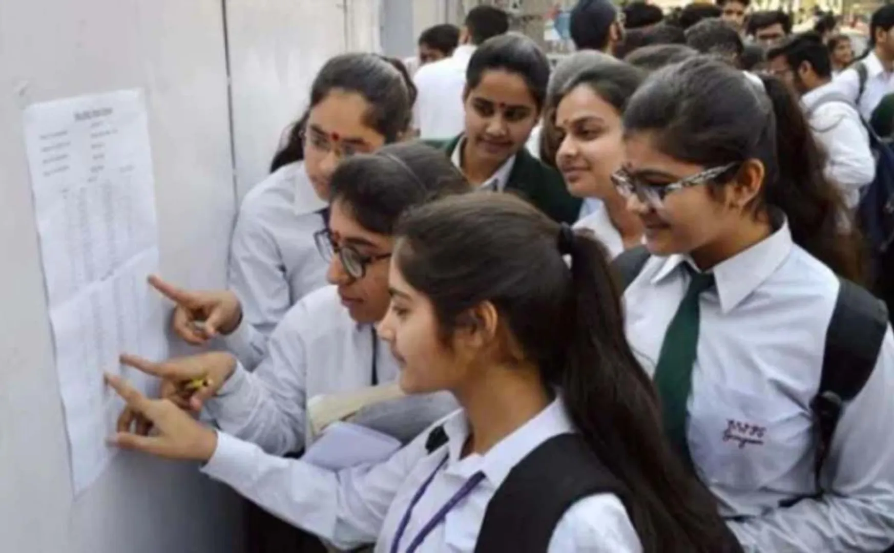 2 lakh students fail Class 10 general examination - 34 commit suicide!