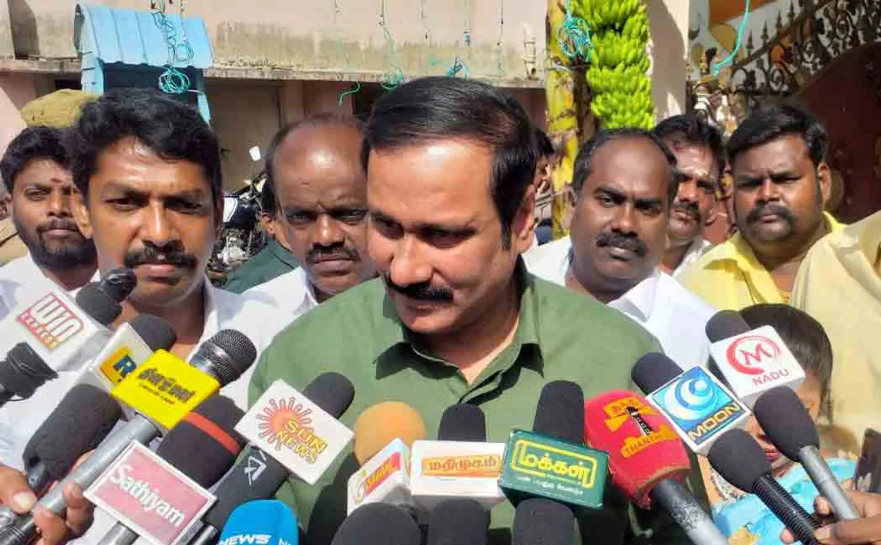 "There is no point in talking about the old" - Anbumani about the governor