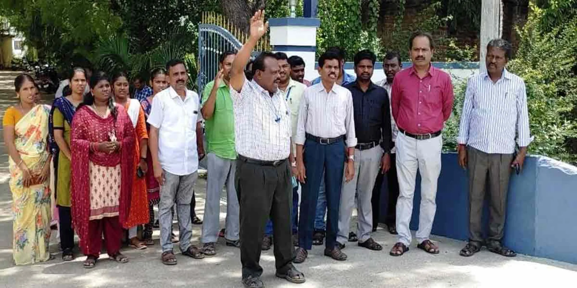 Additional General Secretary dismisses Tashildar!