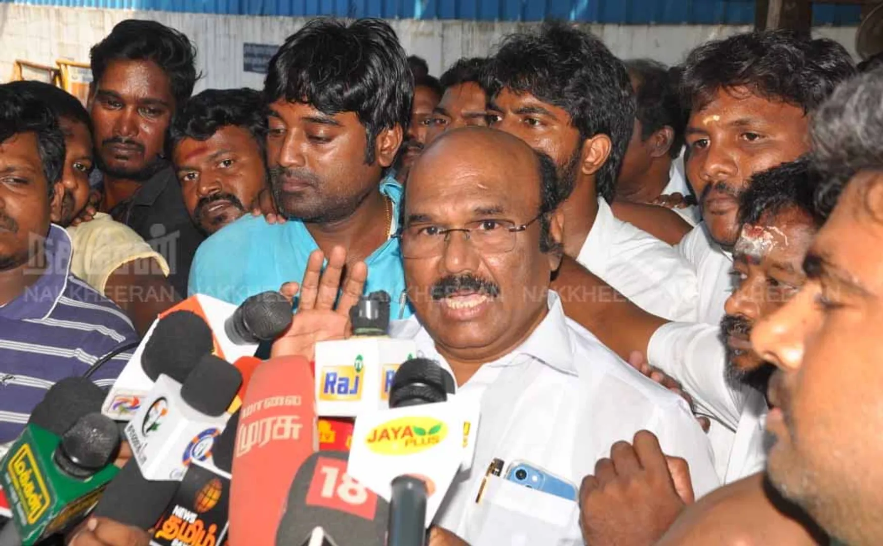 admk leader and former minister jayakumar pressmeet 