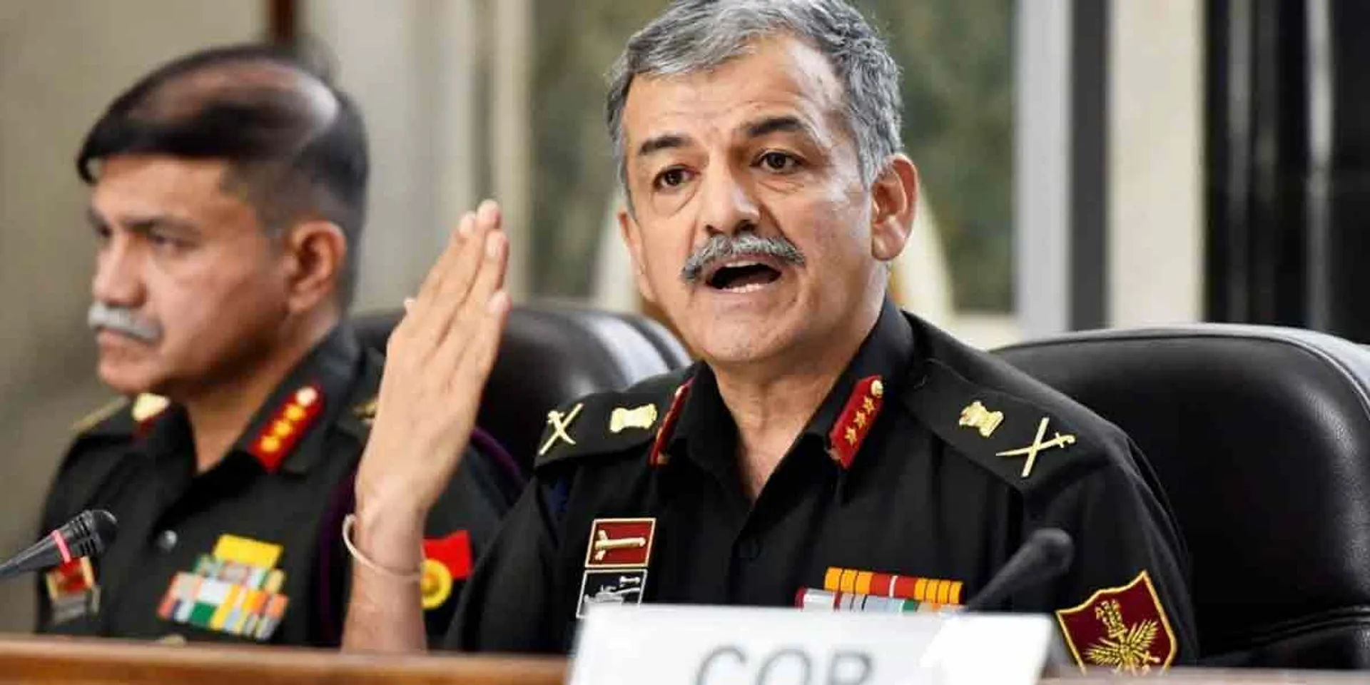'' Prepare yourself without wasting time '' - Interview with Defense Officer Anil Puri