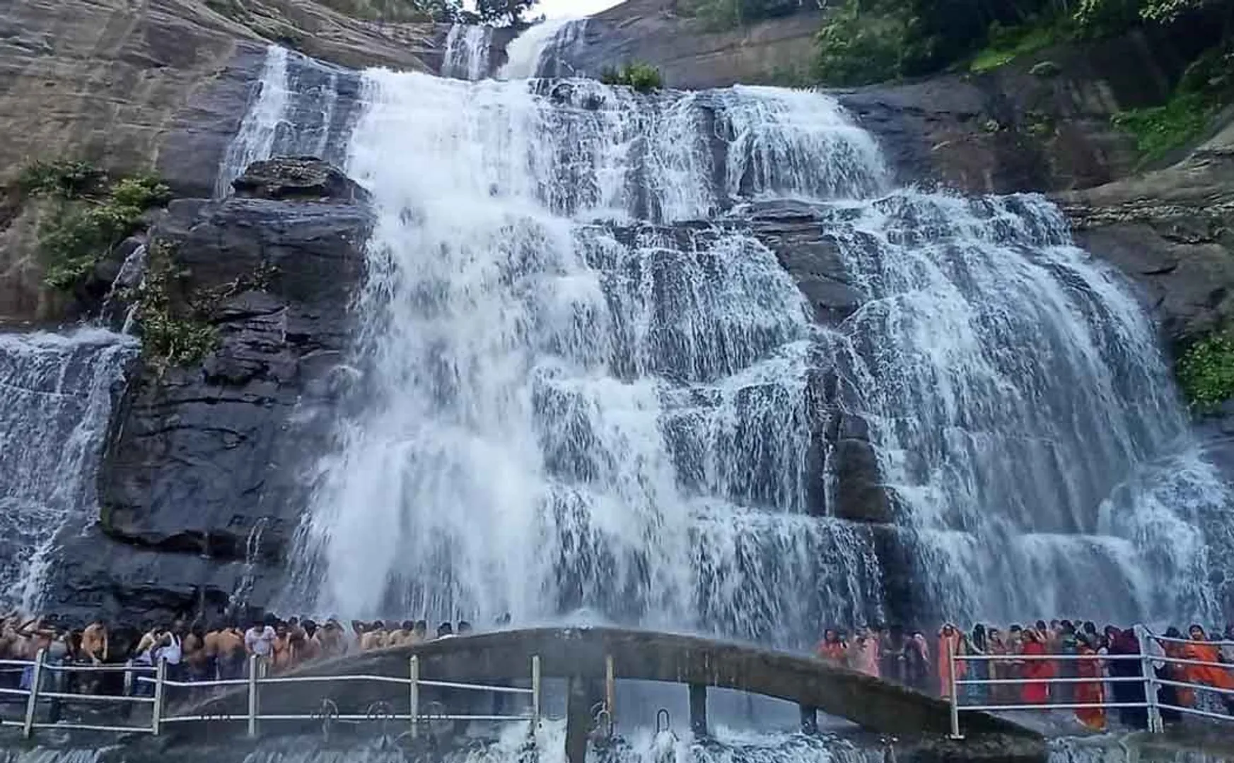 Sudden rain ... pouring down waterfalls!