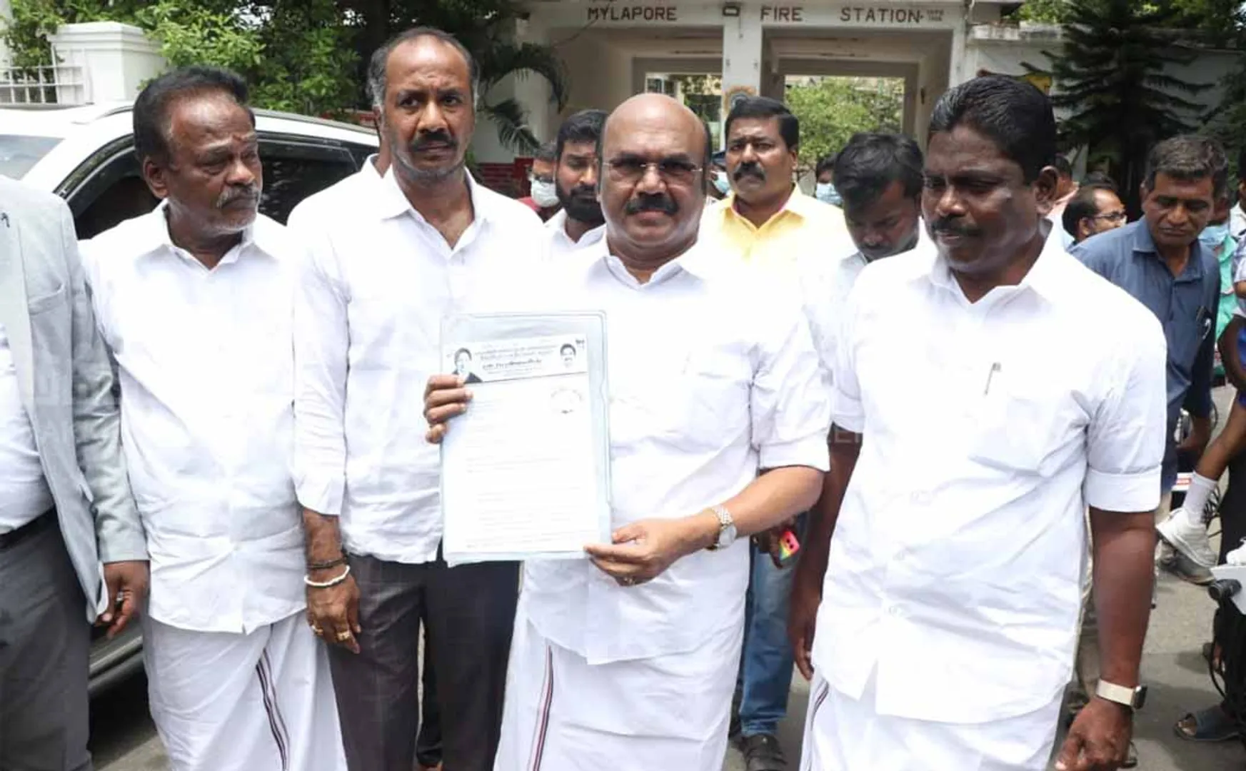 "Should OPS be removed from ADMK?"- Former Minister Jayakumar's answer!