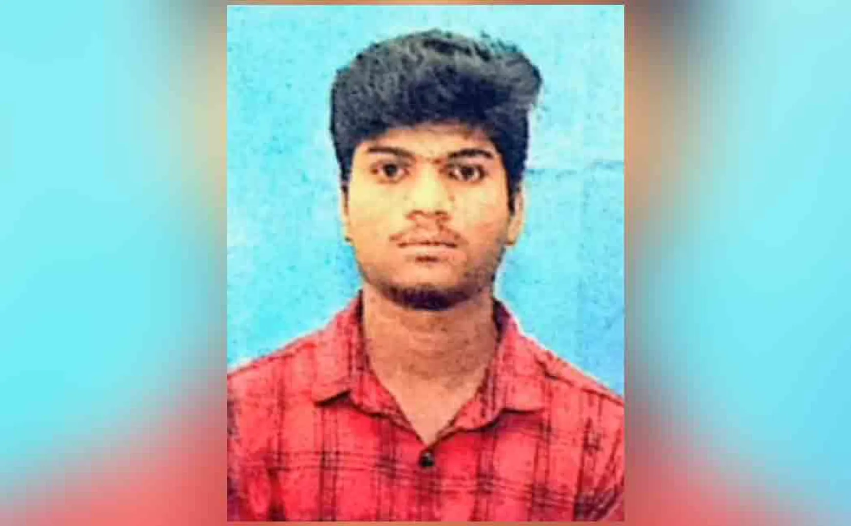Youth passed away in karur kulithalai railway station 