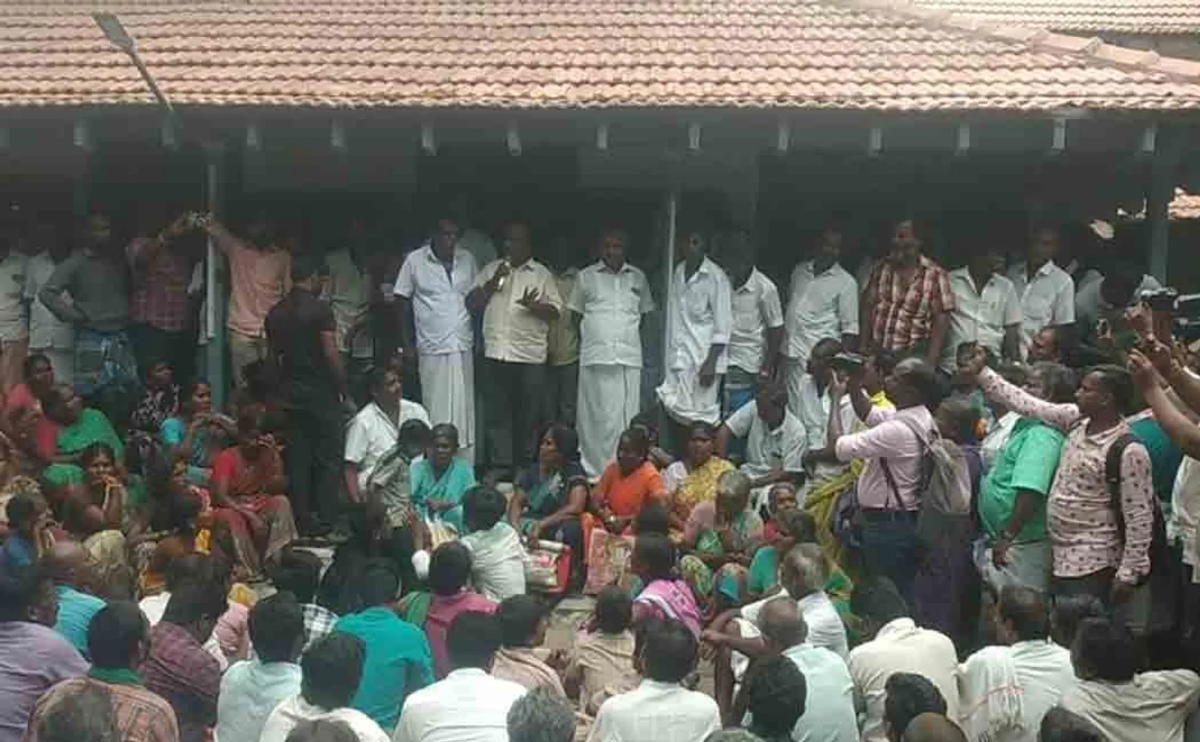 Government officials denying caste certificate despite being told by the court  fought!