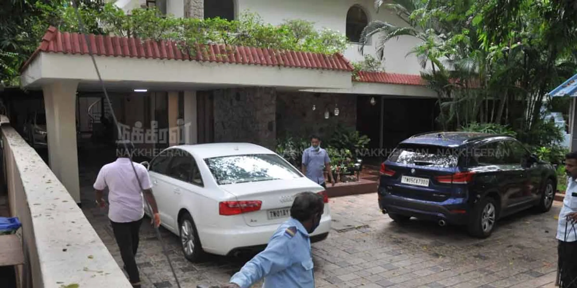 Karthi Chidambaram's house raid completed (pictures)