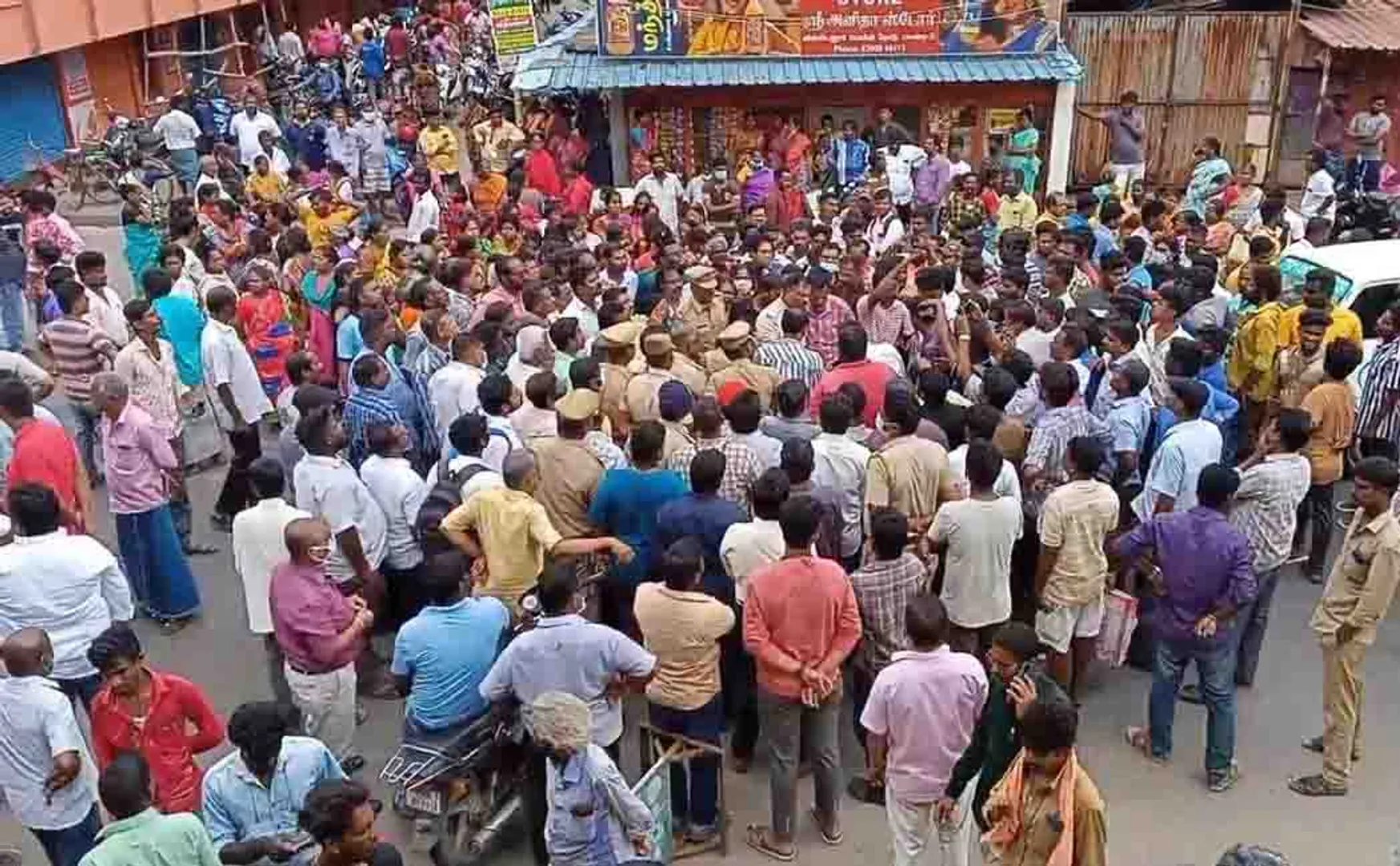 A school student died in an accident where a bus collided with a two-wheeler!