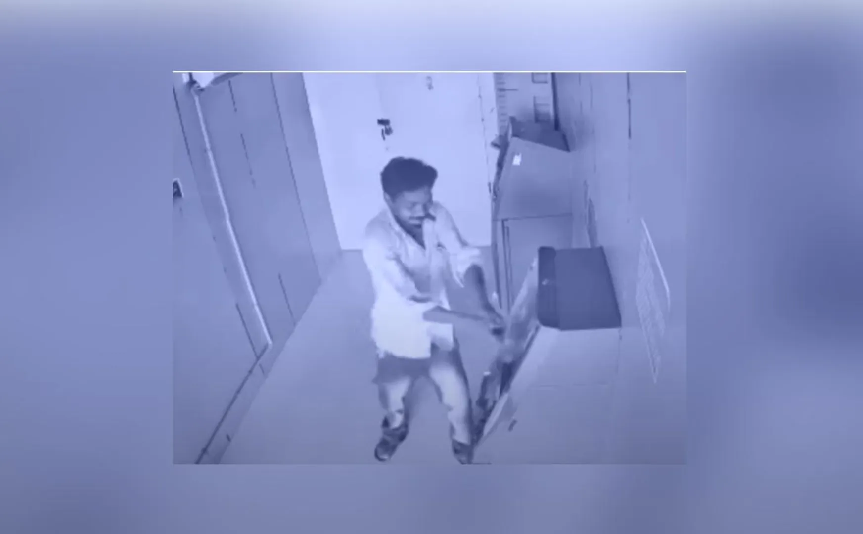 The youth who broke the screen of the ATM machine!