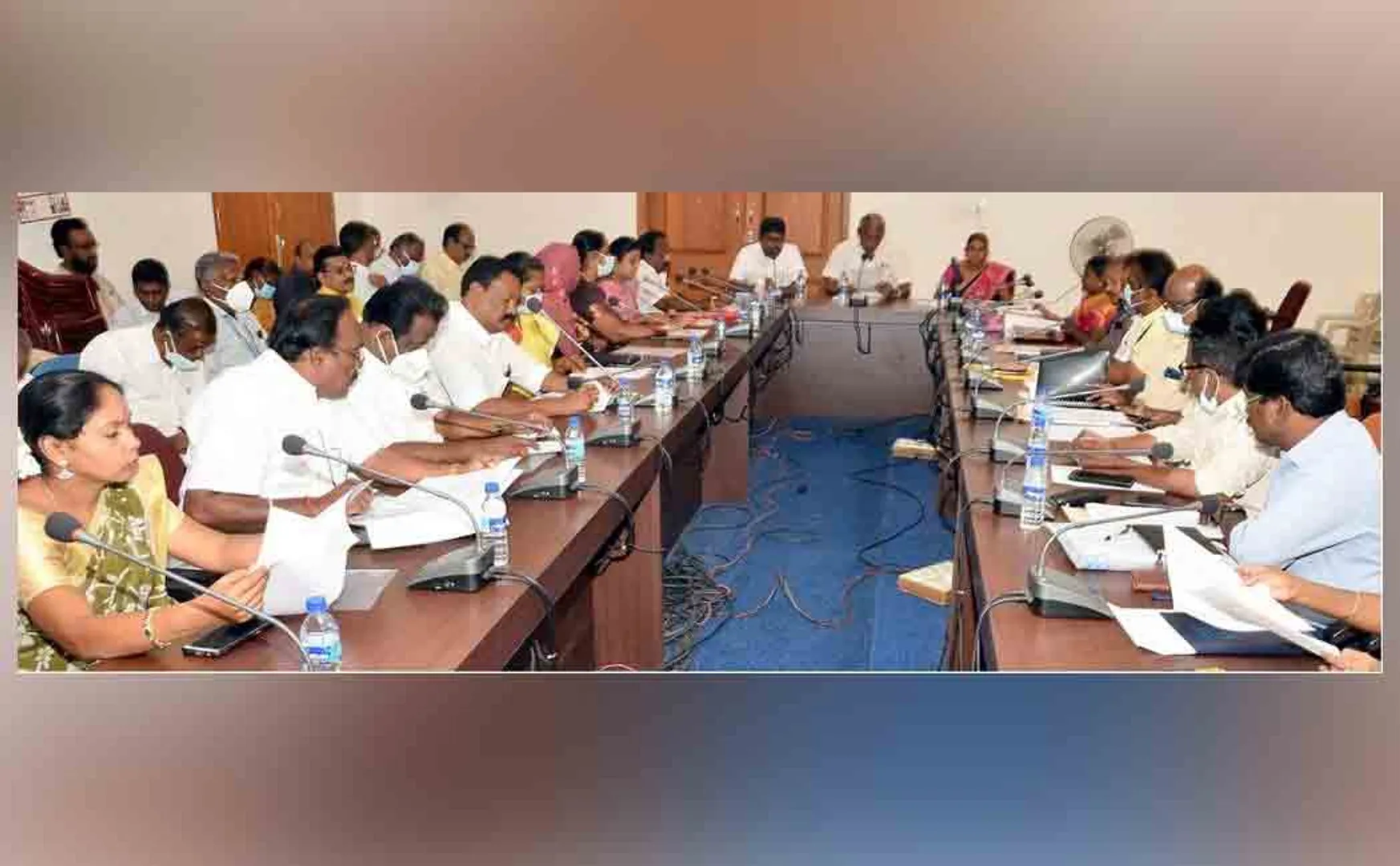 Corporation schools in bad condition !; Salem mayor  