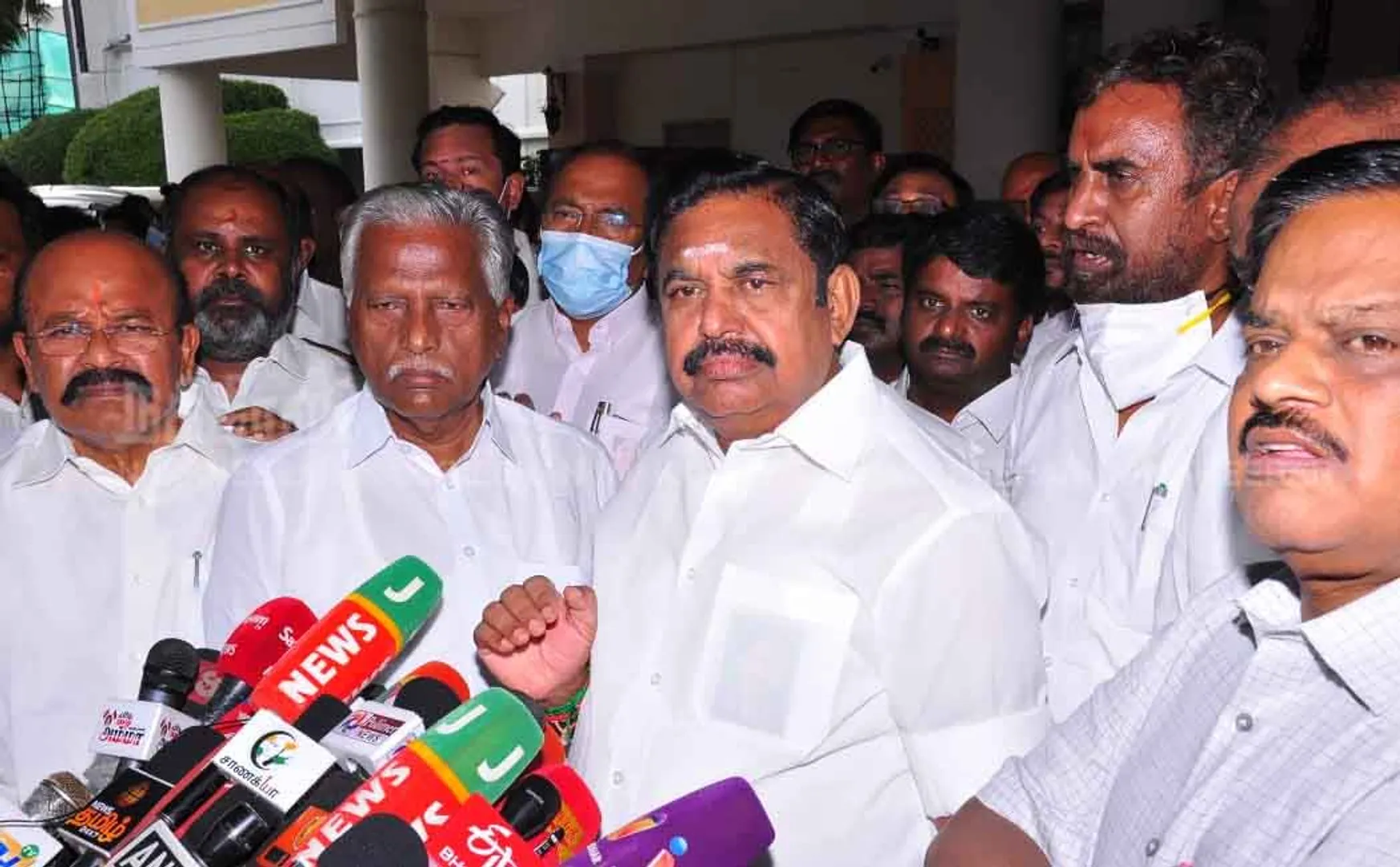 "Law and order has broken down in Tamil Nadu"- Edappadi Palaniswami alleges!