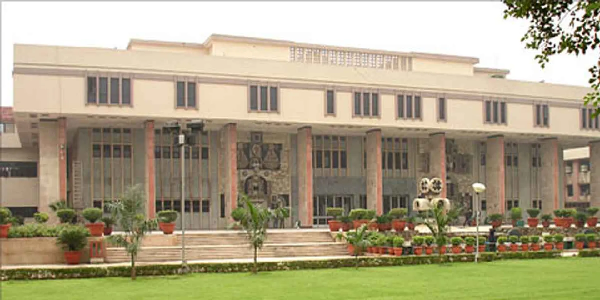 Cases against 'Agnipat' transferred to Delhi High Court!