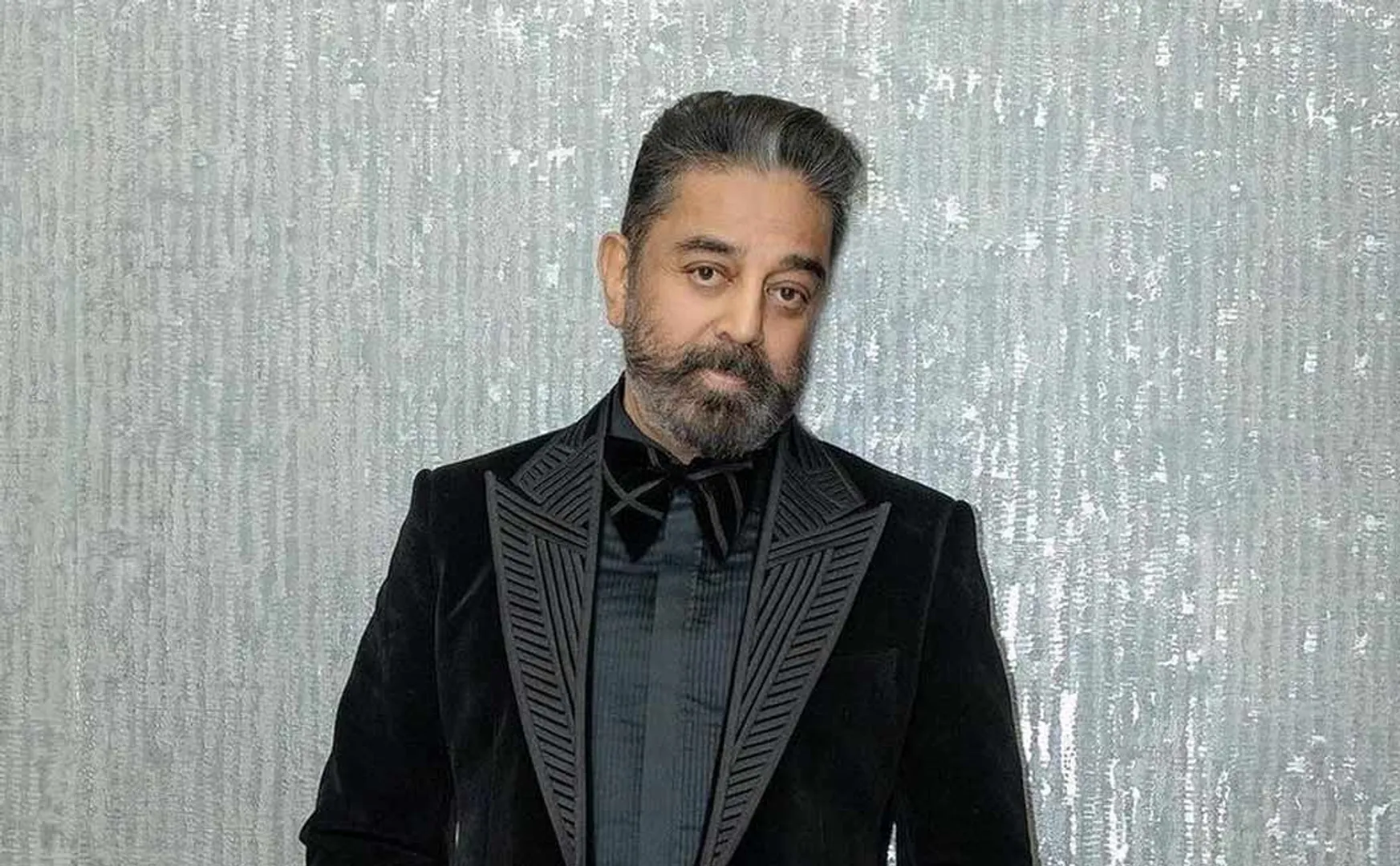 rajinikanth & kamalhaasan appreciate national award winners include suriya, soorai potru team