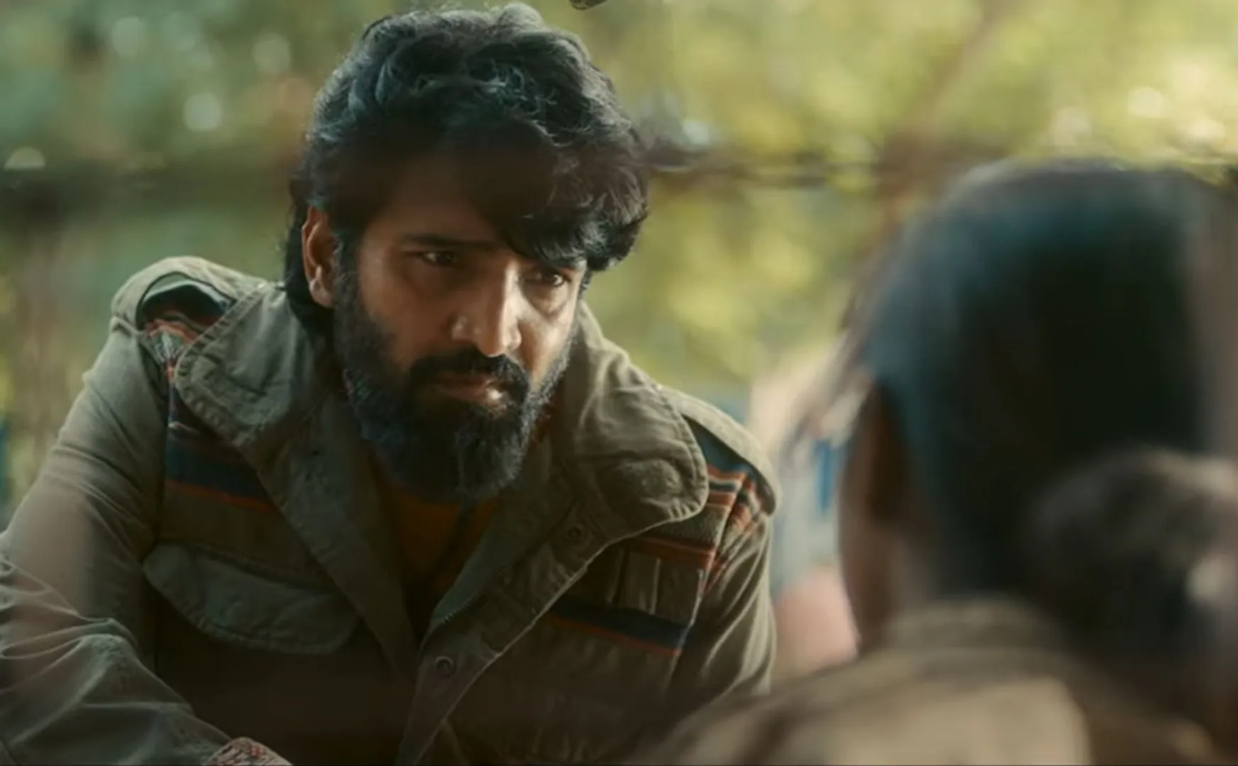 Santhanam in Gulu Gulu movie Sneak Peek video released 