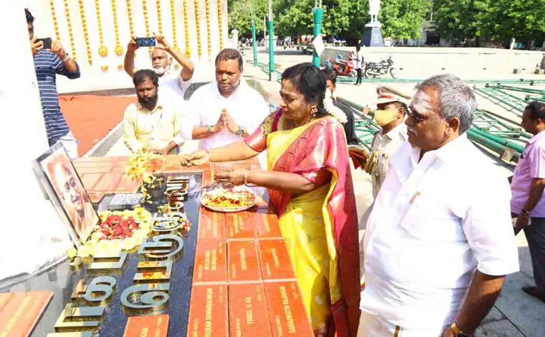 "Chess Olympiad; It is sad that there is no Modi Photo " - Governor Tamilisai!