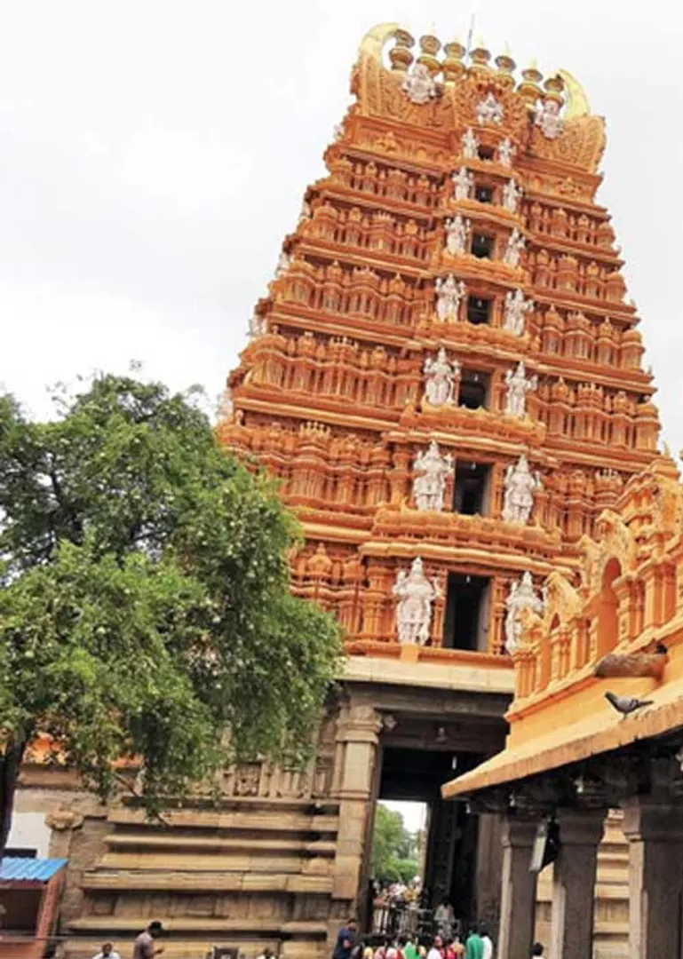 /idhalgal/om/place-where-ammayyappans-grace-can-be-found-together
