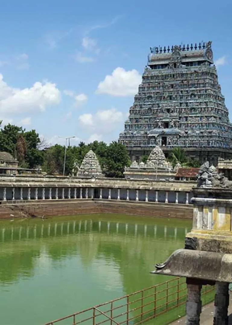 /idhalgal/om/chidambaram-nataraja-temple-75-kavita-balajiganesh