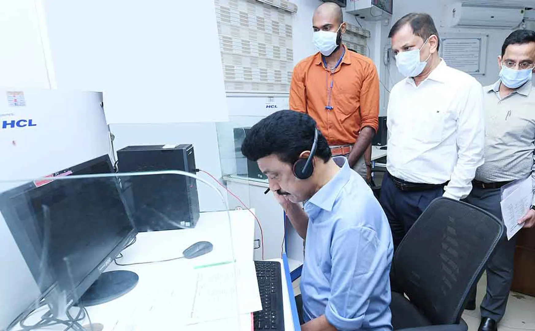 The Chief Minister spoke on the phone with the people staying in the camp!