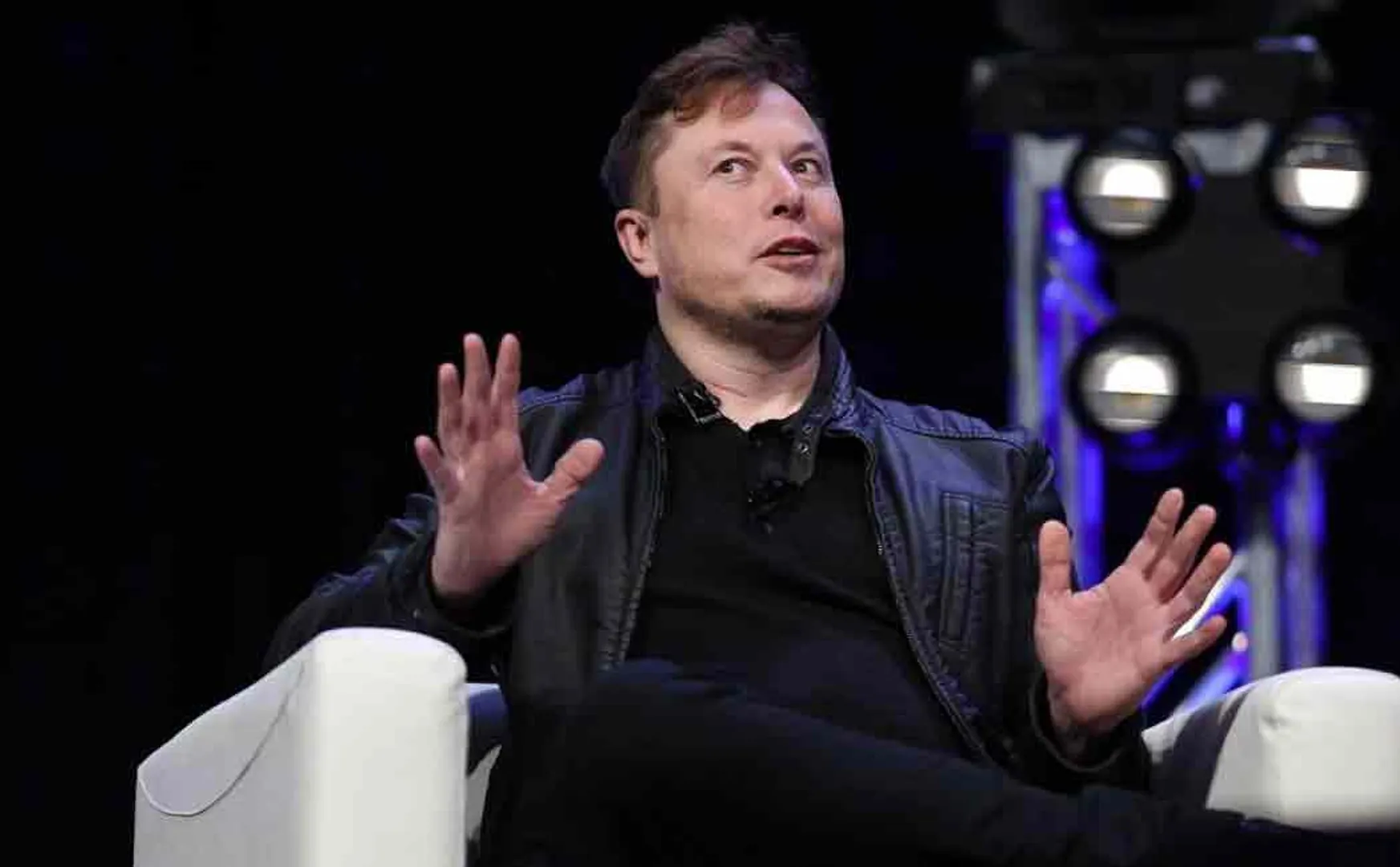 Elon Musk continues to sell Tesla shares!