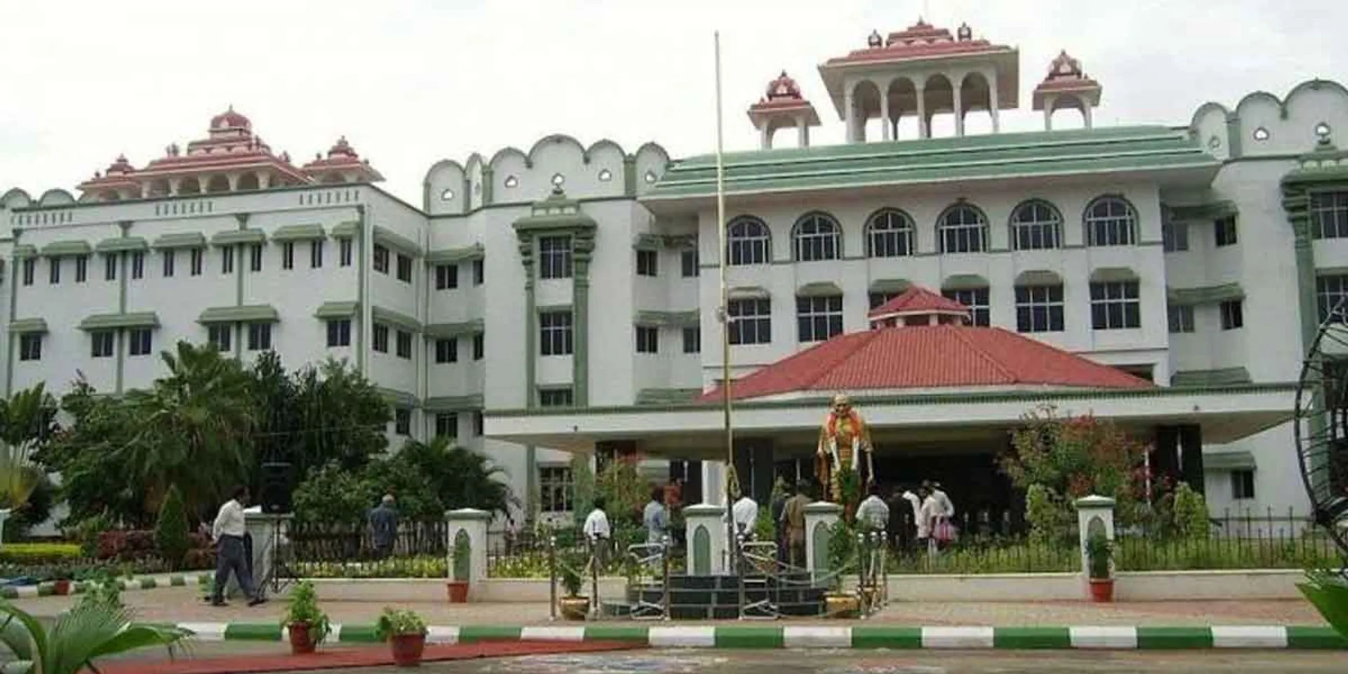 'Is there a problem with cremation of a dead person?'-High Court branch question!