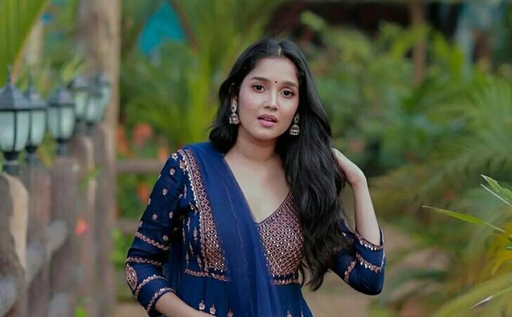 Anikha Surendran makes his debut as heroine in Oh My Darling movie
