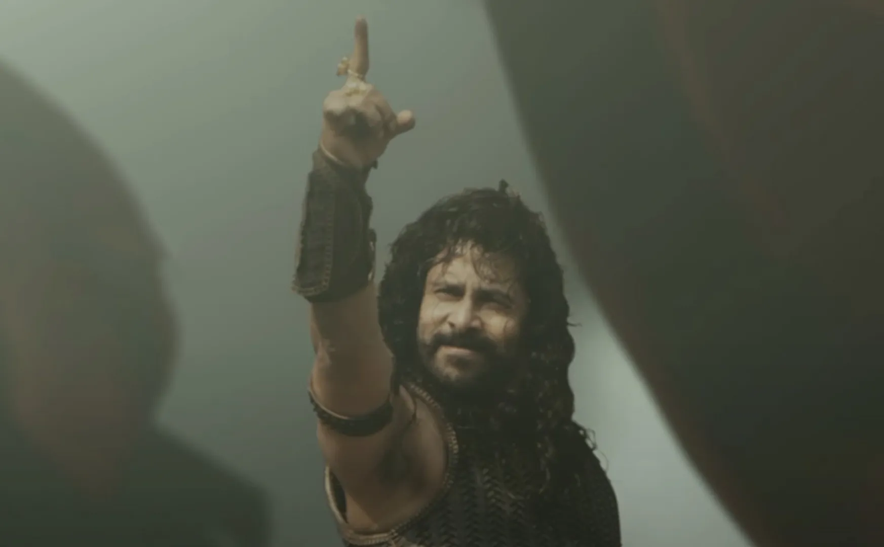 Chola Chola Lyric Video out now