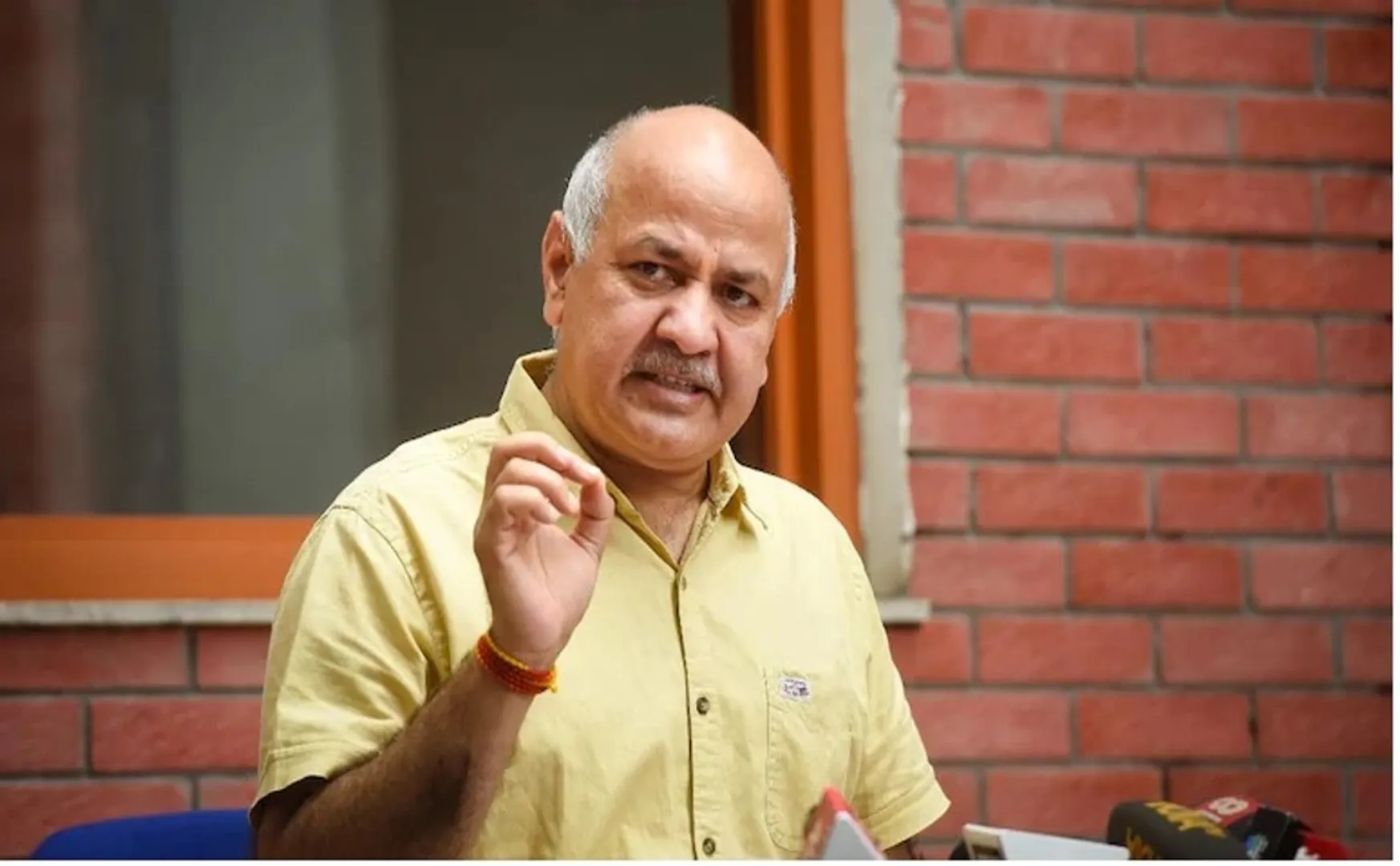 Look out notice against Manish Sisodia!