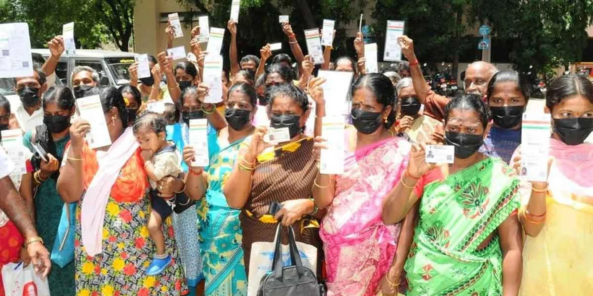 People came to hand over Aadhaar cards to the collector!