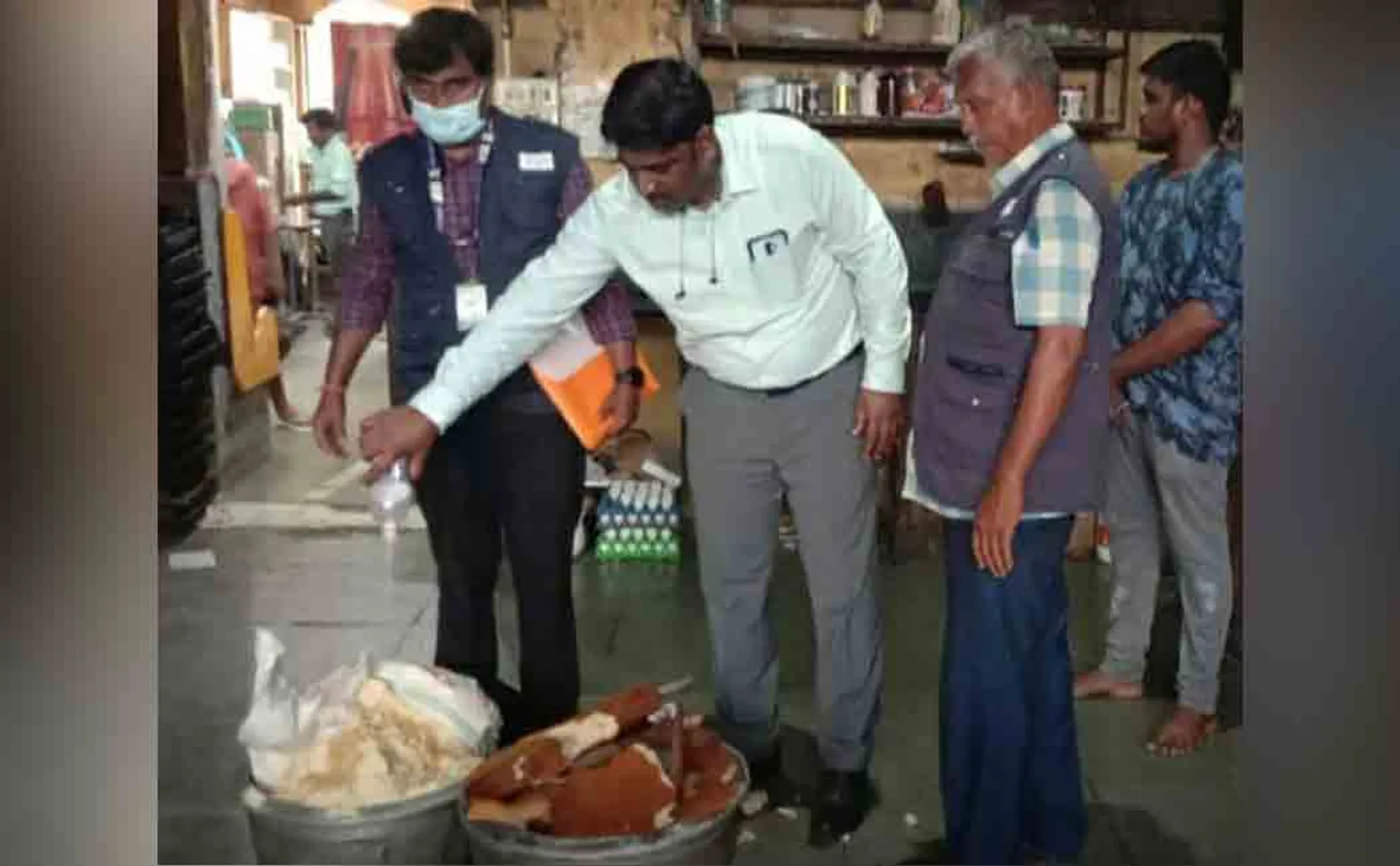 Bad quality food products caught in a sudden inspection!