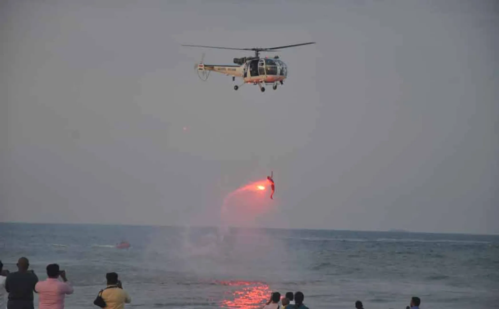 Rehearsal of rescue work to quickly rescue those missing at sea