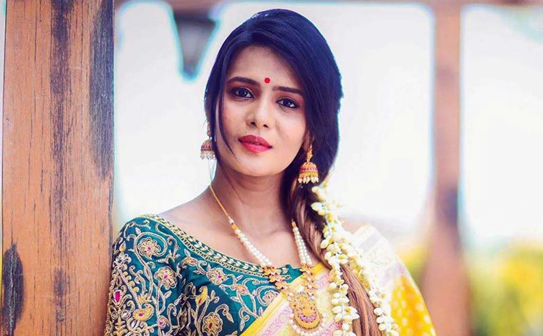 Meera Mithun absconds - Police in search