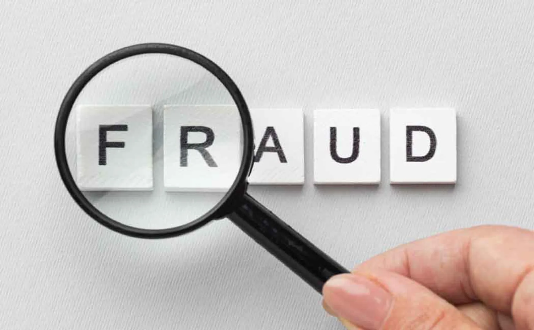 26 lakh rupees from a graduate woman to get a government job!